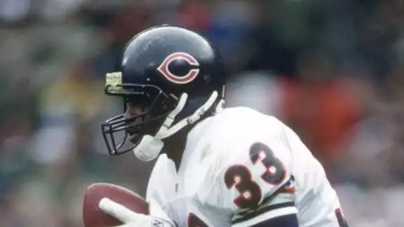 Darren Lewis, ex corredor de los Osos de Chicago, falleció a los 55 años a causa de cáncer de piel Darren Lewis, ex corredor de los Osos de Chicago, falleció a los 55 años a causa de cáncer de piel