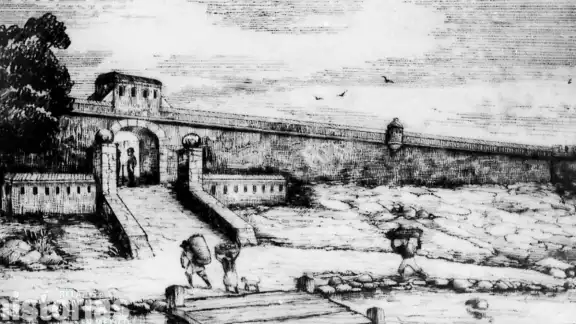 Antes de las murallas, posiblemente existió un baluarte llamado “El Bonete” Antes de las murallas, posiblemente existió un baluarte llamado “El Bonete”