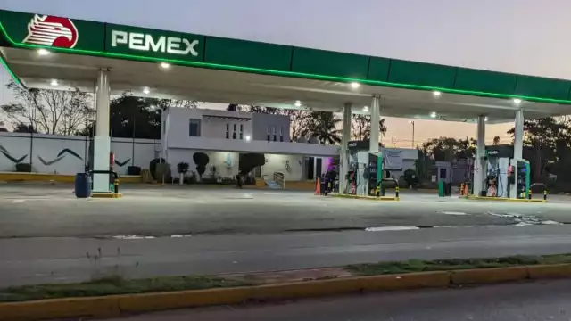 Un elemento policiaco fue atropellado frente a la gasolinera de Dziuché, en la salida hacia Peto