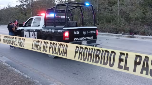 Agentes policiacos tomaron control de la escena del crimen