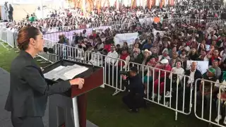 Claudia Sheinbaum reúne a más de 100 mil personas en gira por siete estados rumbo al 5 de octubre