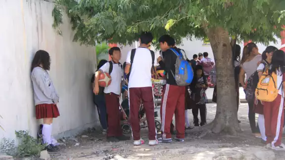 Expertos en psicología señalaron que el hostigamiento en planteles educativos mina la autoestima de los menores, los aisla y deriva en crisis de ansiedad Expertos en psicología señalaron que el hostigamiento en planteles educativos mina la autoestima de los menores, los aisla y deriva en crisis de ansiedad