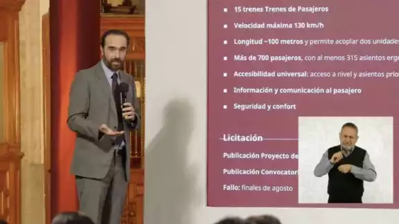 Andrés Lajous Loaeza, director de la Agencia Reguladora de Transporte Ferroviario Andrés Lajous Loaeza, director de la Agencia Reguladora de Transporte Ferroviario