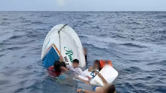 Los turistas afectados, son provenientes de Acanceh, Yucatán, quienes habían ido a realizar pesca deportiva en las cercanías de la isla