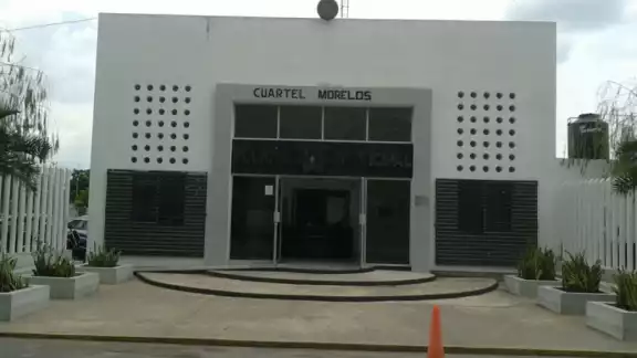 Los tres sujetos fueron controlados por la Policía Municipal; portaban armas con cartuchos útiles, además de drogas Los tres sujetos fueron controlados por la Policía Municipal; portaban armas con cartuchos útiles, además de drogas