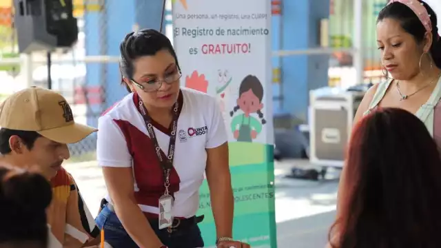 Algunos de los servicios sin costo son impresión de copias certificadas de actas, correcciones administrativas de actas de Q. Roo y constancias de Inexistencia de Registro