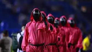 Del drama coreano al drama celeste: El Juego del Calamar invade la Ciudad de los Deportes