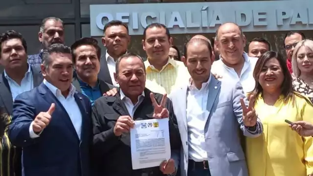 El Frente Amplio por México está en el proceso de selección de su candidato
