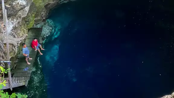 En el sitio se puede efectuar buceo libre o tipo scuba En el sitio se puede efectuar buceo libre o tipo scuba