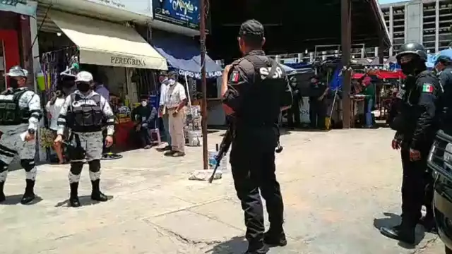 Durante la revisión en varios puntos, entre ellos la terminal de ADO, fueron ubicados los indocumentados