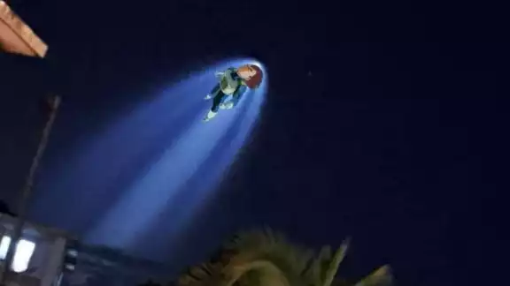 La extraña luz que se vio en el cielo de Mérida generó varios memes La extraña luz que se vio en el cielo de Mérida generó varios memes