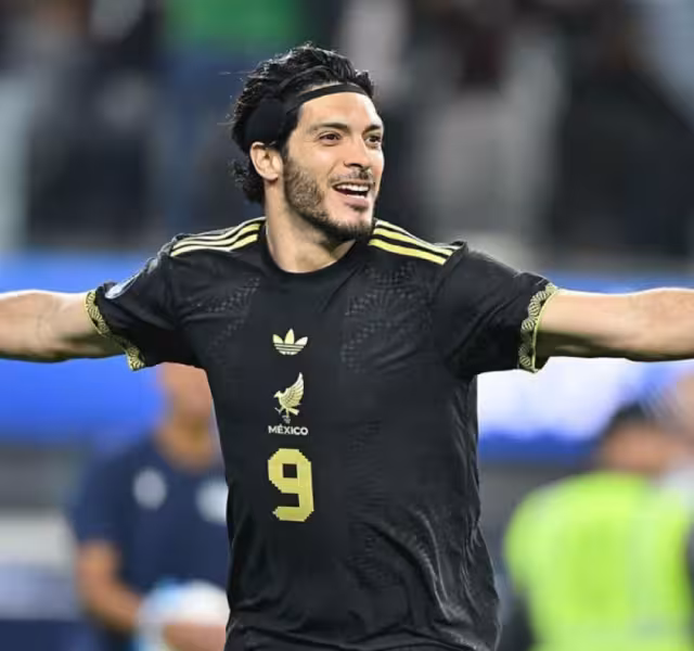 Raúl está con la mecha encendida
