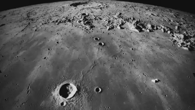 NASA revela posible nuevo cráter en la Luna por impacto de sonda rusa