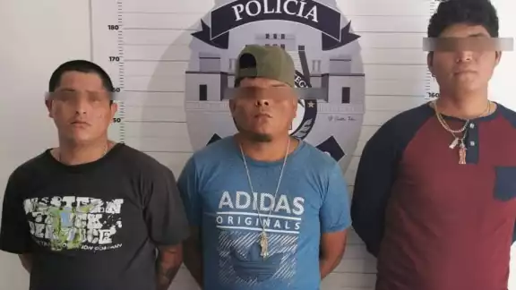La Policía Quintana Roo detuvo a dos hombres con drogas y un arma de fuego La Policía Quintana Roo detuvo a dos hombres con drogas y un arma de fuego