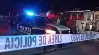 Hombres a bordo de una motocicleta disparan contra auto en la región 221 de Cancún