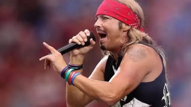 El portal TMZ reveló que el problema médico de Bret Michaels fue a causa de un medicamento
