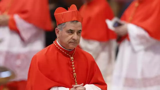 ¿Podrá el cardenal Becciu participar en el próximo cónclave? La polémica tras su condena por fraude