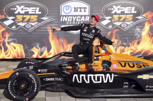 Fueron seis segundos los que el mexicano quedó debajo de Newgarden, el piloto ganador de este sábado.