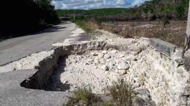El paso de la Tormenta Tropical Cristóbal, afecto los tramos carreteros en Chetumal