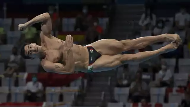 Rommel Pacheco, en clasificatoria de trampolín 3m en Tokio 2020
