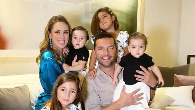 Jacky Bracamontes sufre la pérdida de un ser querido