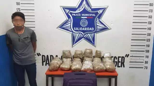 La detención se dio justo cuando tomaba su maleta en la terminal de autobuses. Foto: Por Esto!