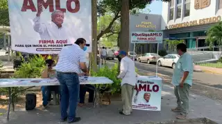 La organización Que Siga la Democracia A.C ha entregado hasta ahora 3.7 millones de firmas de apoyo para que se lleve a cabo la revocación de mandato