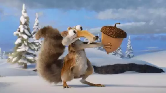 Scrat, de La era de hielo, se despide comiéndose su bellota