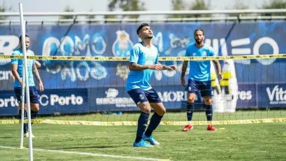 FC Porto y Sevilla estarían cerca de llegar a un acuerdo por Jesús Manuel Corona