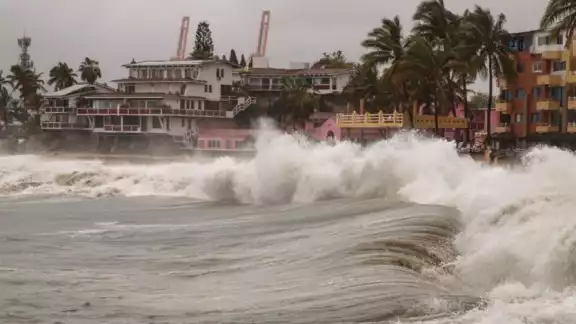 Conagua prevé lluvias que pueden traer consigo ráfagas de viento, descargas eléctricas y caída de granizo Conagua prevé lluvias que pueden traer consigo ráfagas de viento, descargas eléctricas y caída de granizo