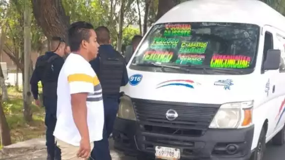 La combi fue asaltada en abril en la México - Pachuca por dos sujetos que fueron detenidos este día