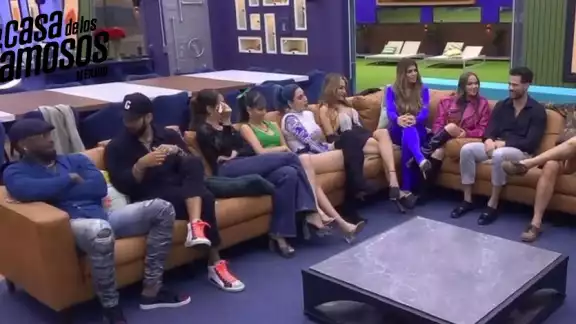 Los fans de La Casa de los Famosos 4 están impacientes ante la nueva posible expulsión de la casa más famosa de México. Los fans de La Casa de los Famosos 4 están impacientes ante la nueva posible expulsión de la casa más famosa de México.