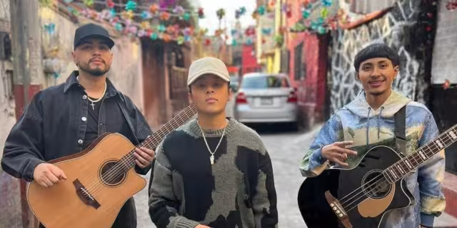 Yahritza y su Esencia han crecido en popularidad en los últimos meses con su música