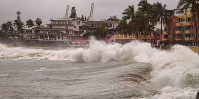 Conagua prevé lluvias que pueden traer consigo ráfagas de viento, descargas eléctricas y caída de granizo