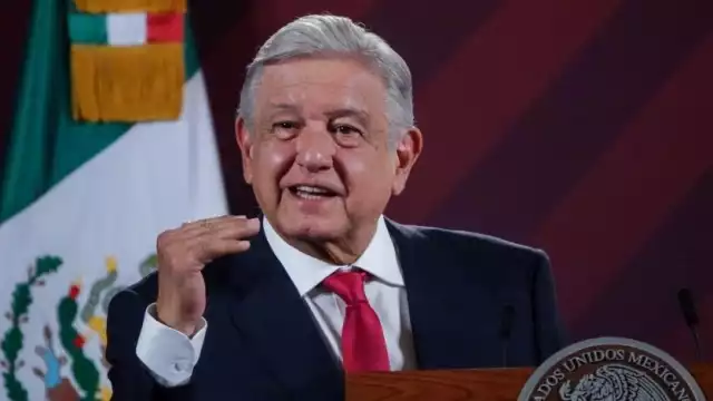 AMLO emitió un mensaje en clara referencia a sus opositores; citó a Gandhi para señalar que "el problema está en ustedes los cristianos