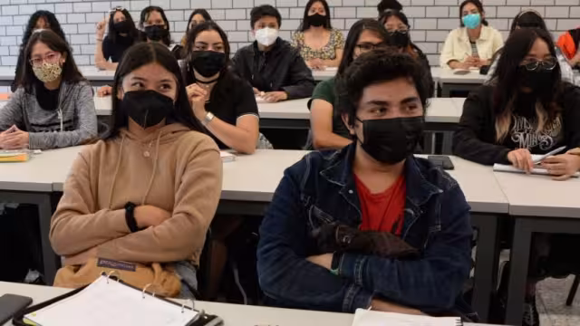 Universidad Nacional Autónoma de México señaló que ha habido cambios en el comportamiento del COVID-19, si bien la situación se mantiene en “calma”; esto pidió a la comunidad