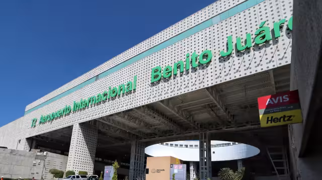 Brugada destaca obras que cambiarán la imagen del AICM