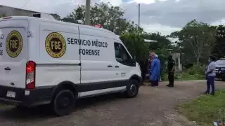 El cuerpo sin vida de un individuo fue levantado de un predio por personal del Semefo