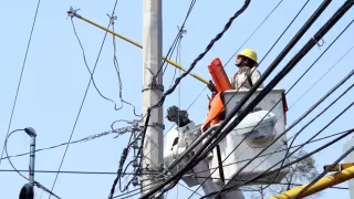 CFE programa limpieza de la red eléctrica