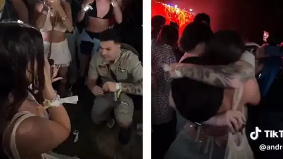 Joven le da el anillo a su novia en Coachella Joven le da el anillo a su novia en Coachella