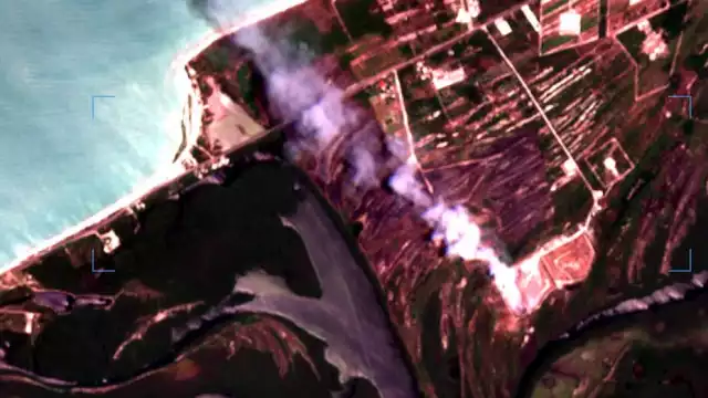 Ciudadanos reportaron una fumarola que se alzaba varios metros por los aires