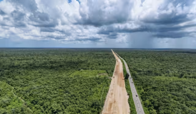 El Tren Maya mantiene los avances en sus construcciones dentro de Quintana Roo, según indicó Fonatur en semanas anteriores