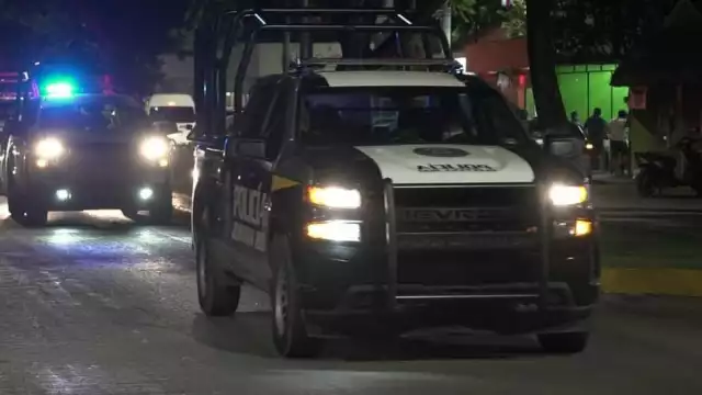 Las autoridades hicieron contacto con la mujer, quien afirmó que se encontraba al interior de su domicilio