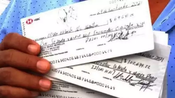 Se expuso a quiénes dieron las órdenes para que se saque el dinero de Tesorería en cheques, la expresidenta municipal Sofía Alcocer Se expuso a quiénes dieron las órdenes para que se saque el dinero de Tesorería en cheques, la expresidenta municipal Sofía Alcocer