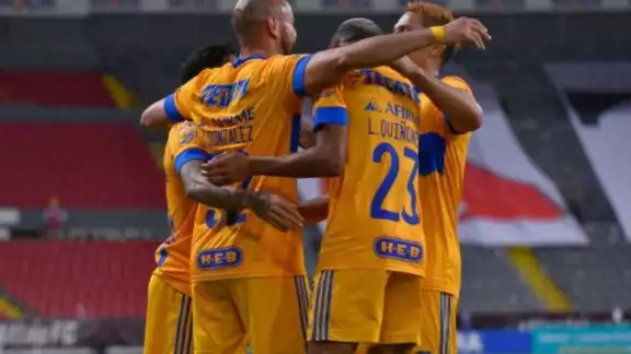 Tigres derrotó 2-0 al Atlas Tigres derrotó 2-0 al Atlas