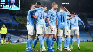 Manchester City fue uno de los invitados a la fiesta grande de Europa al doblegar al Sevilla