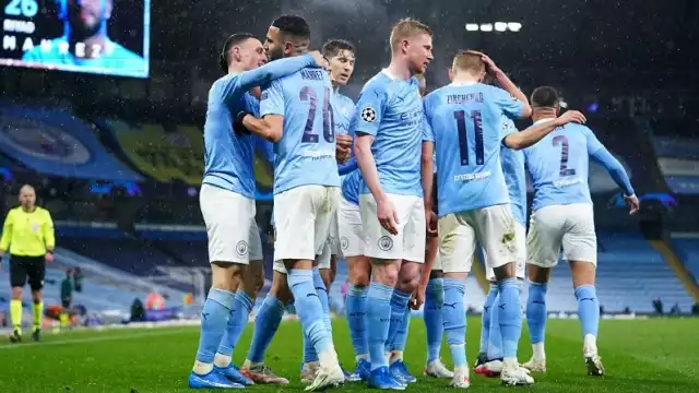 Manchester City fue uno de los invitados a la fiesta grande de Europa al doblegar al Sevilla