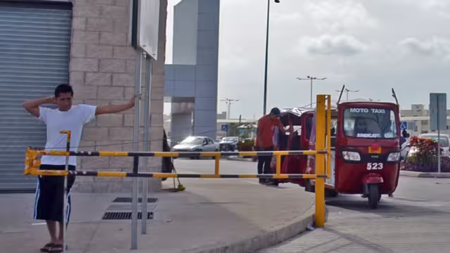 La única manera de llegar a un paradero de transporte público, se debe tomar mototaxi