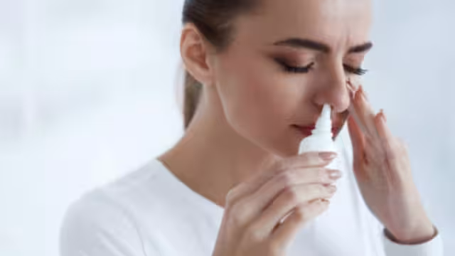 El Centro Gamaleya informó que  la vacuna nasal, será especialmente efectiva contra la variante ómicron