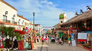 Playa del Carmen es uno de los destinos turísticos más importantes de México y favorito de muchos extranjeros